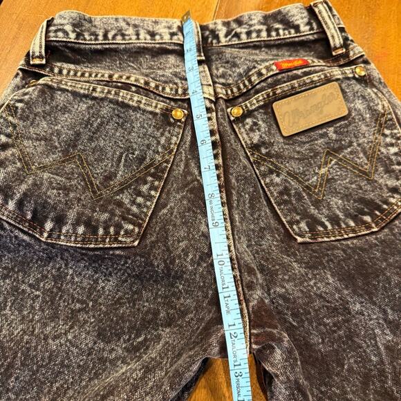 Wrangler Jeans High Rise Raw Hem Red Acid Wash Sz 3 Cowboycore Vintage USA Made - Picture 12 of 16